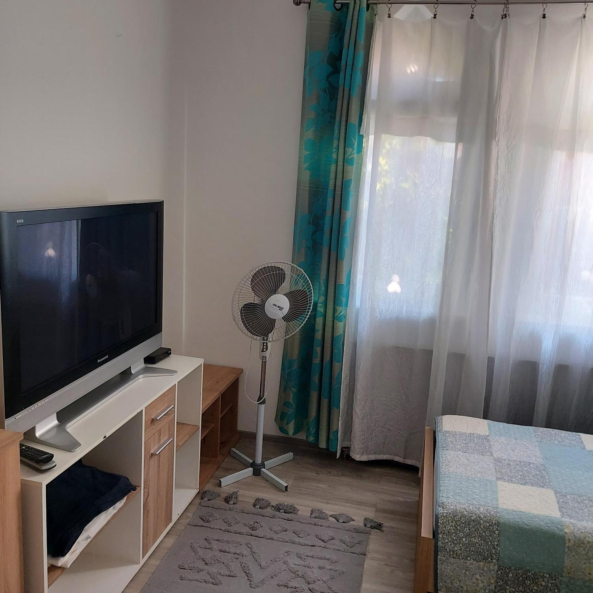 Petra Vendégház Szekszárd Esterno foto