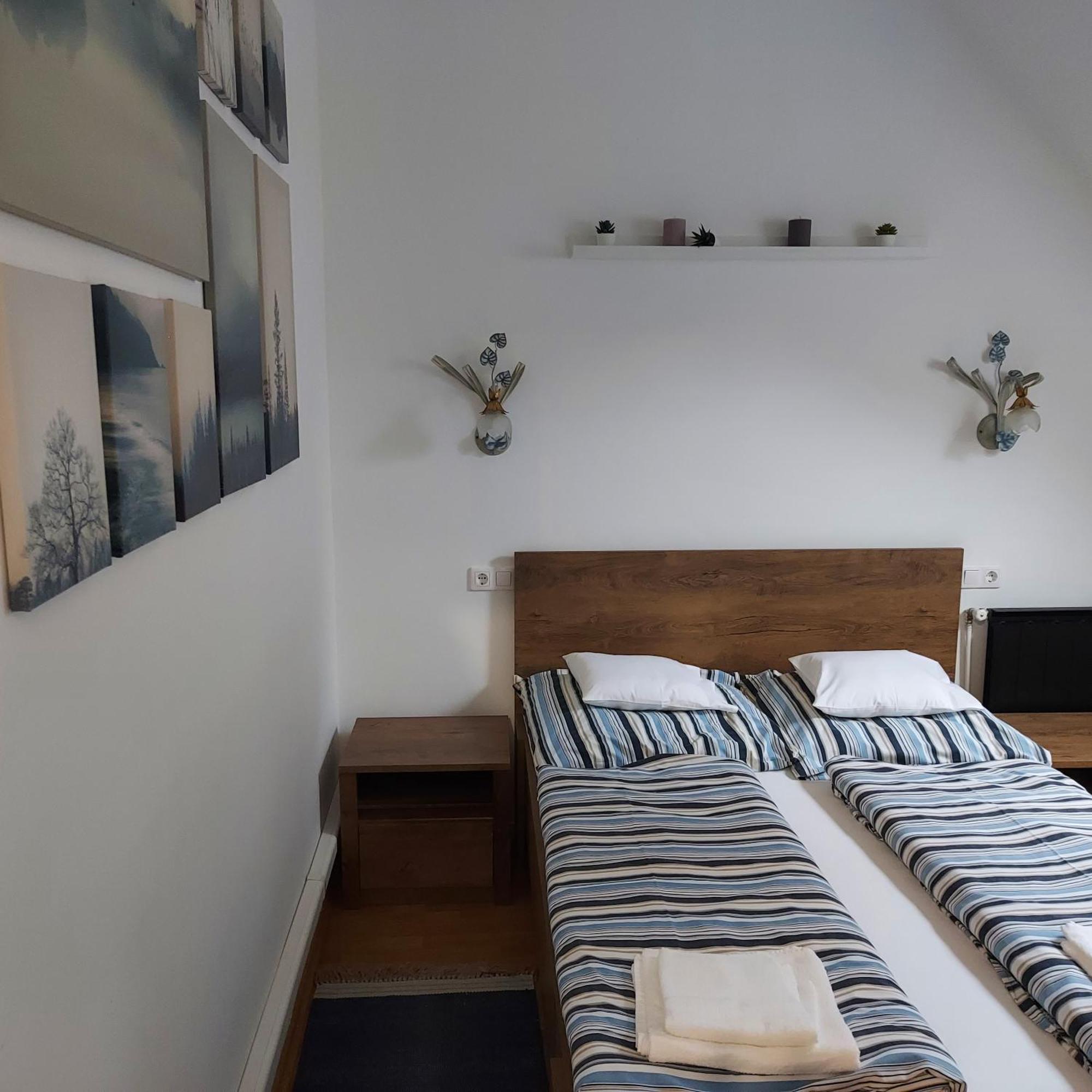 Petra Vendégház Szekszárd Esterno foto